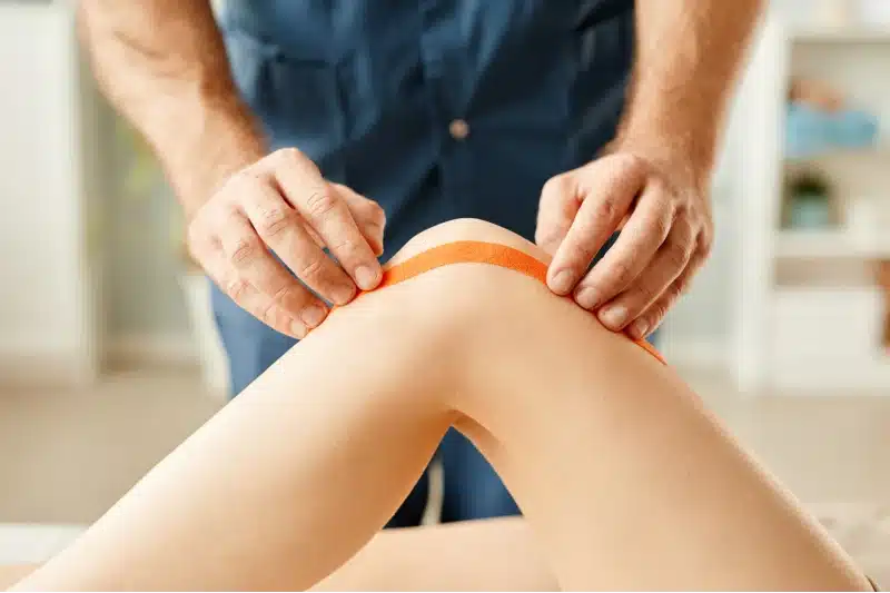 Wat kan een goede fysiotherapeut voor je doen als je knie is verdraaid?
